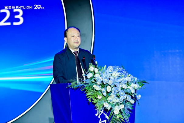 中國(guó)自行車協(xié)會(huì)副理事長(zhǎng)兼秘書(shū)長(zhǎng)郭文玉