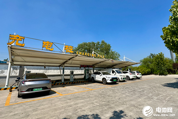 2023年我國充電基礎設施增量338.6萬臺 換電站保有量3567座