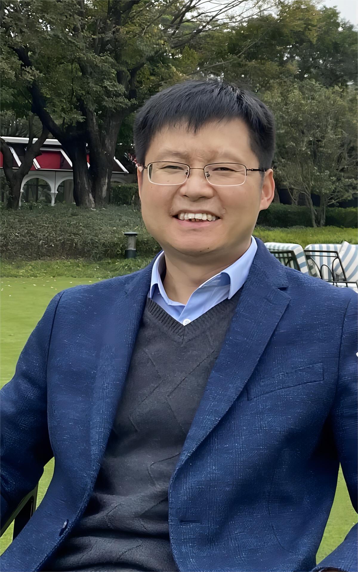 安徽新宸新材料有限公司董事長王馳偉 安徽新宸新材料有限公司董事長王馳偉