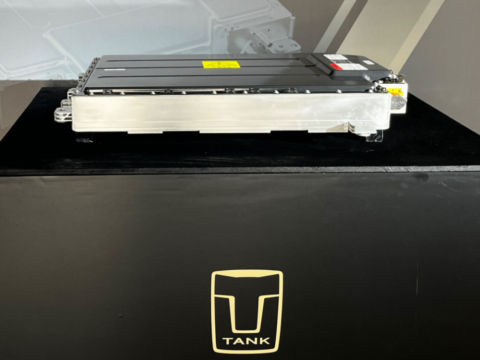 入局豪華越野SUV市場 蜂巢能源插混電池助力坦克700Hi4-T震撼上市 入局豪華越野SUV市場 蜂巢能源插混電池助力坦克700Hi4-T震撼上市