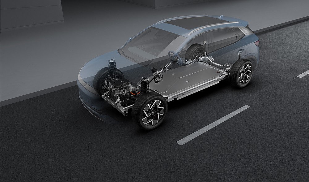 比亞迪王朝榮耀版壓軸好戲！元PLUS榮耀版11.98萬元起上市