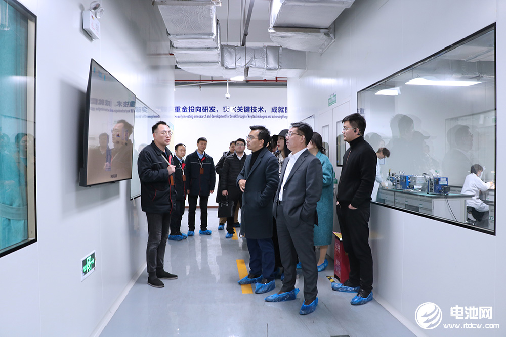 中國電池新能源產業鏈調研團一行參觀考察無錫格林美