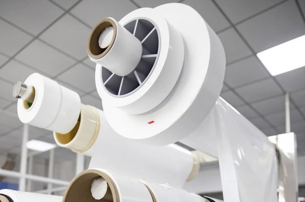 【隔膜周報】LGES派發35.5億m2隔膜大單!鋰電干法隔膜價格或大漲!