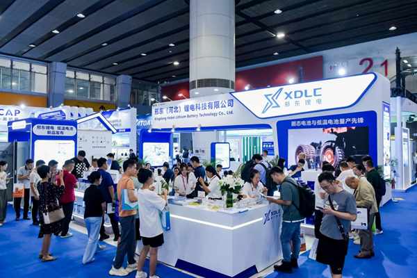 同質化競爭嚴重?低溫電池與固態電池量產先鋒走出差異化路線 同質化競爭嚴重?低溫電池與固態電池量產先鋒走出差異化路線