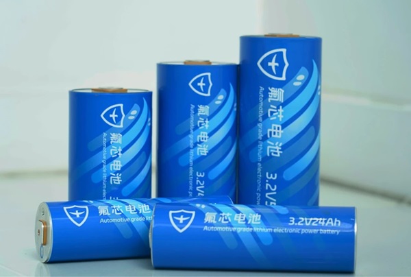 相同體積存儲更多電能 氟芯電池賦能便攜設備持久續航