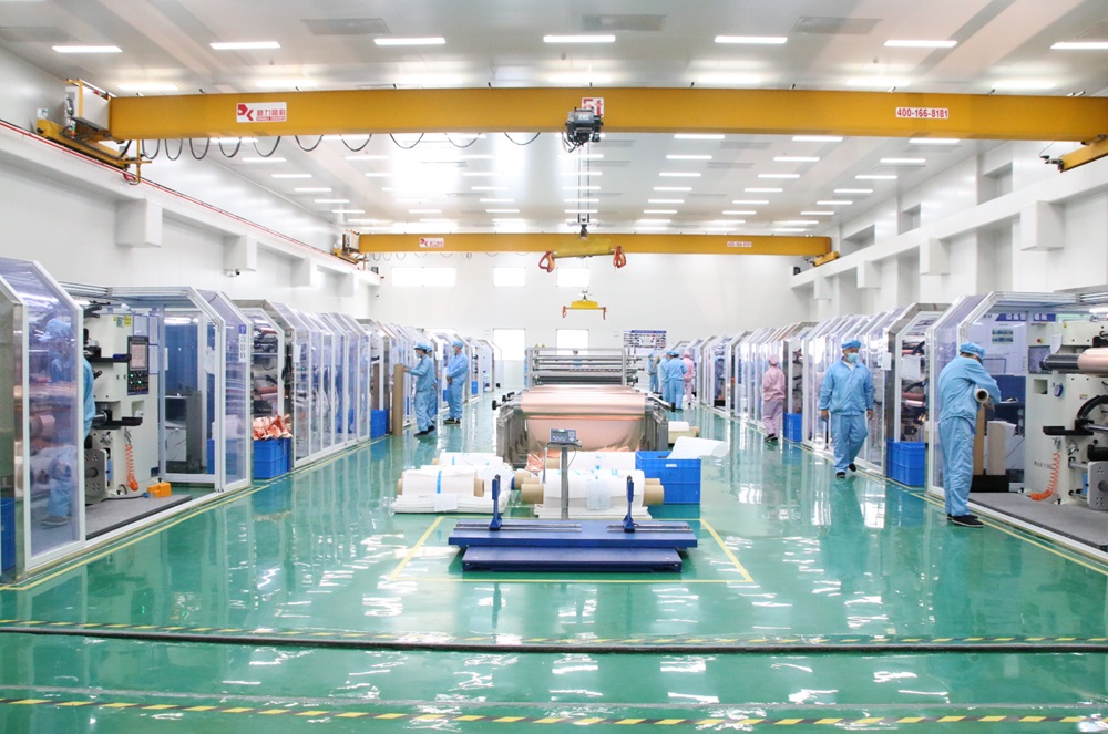 華創(chuàng)新材：單卷連續(xù)卷長超46500米4.5μm鋰電銅箔成功下卷