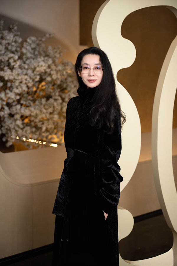 深圳市潤海電子有限公司 董事長 曹延娜