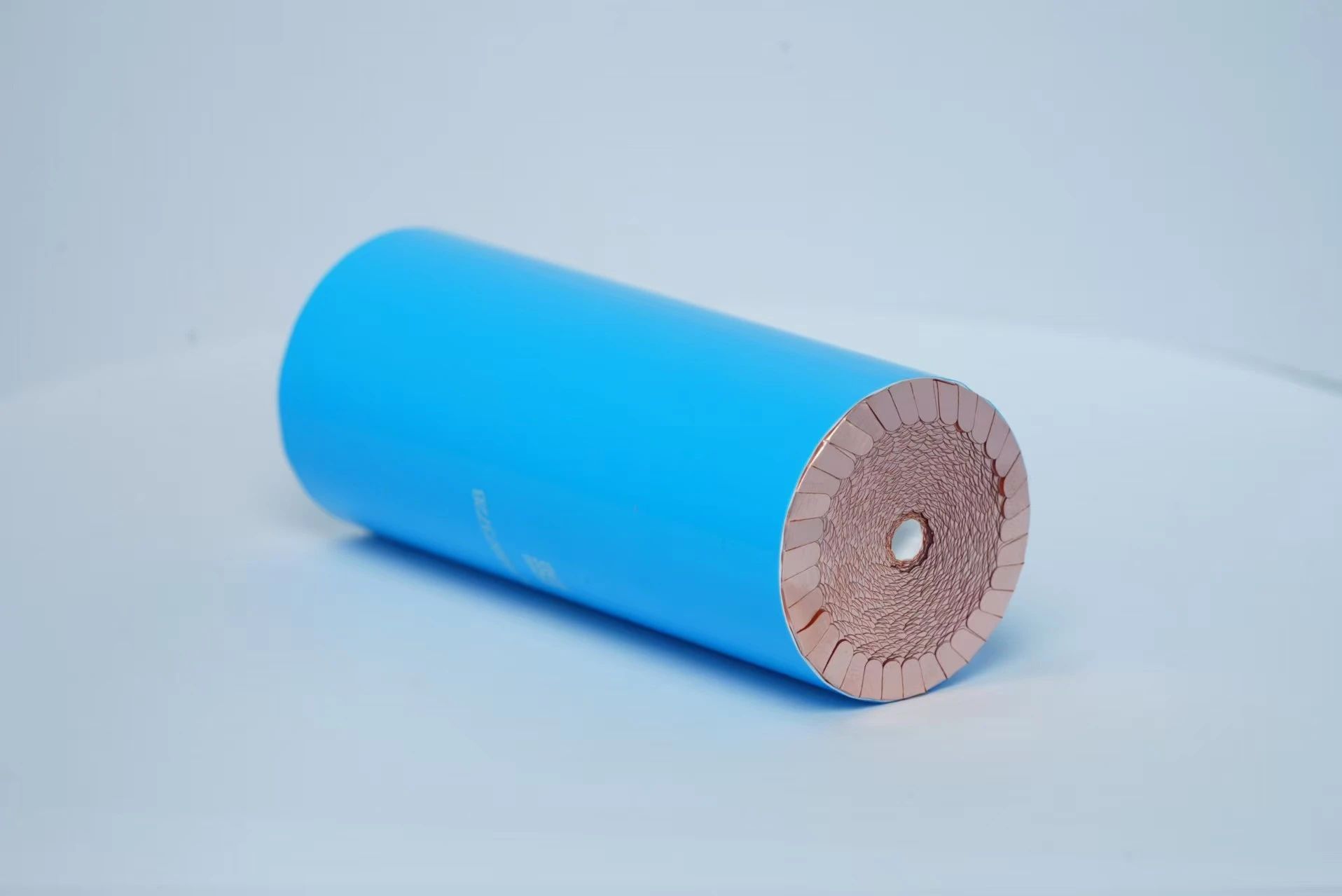 云山動(dòng)力大圓柱量產(chǎn)示范線投產(chǎn)