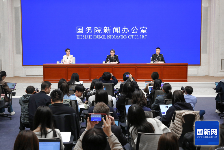 天塌不下來！海關總署發聲！一季度鋰電池/電動汽車出口雙增長