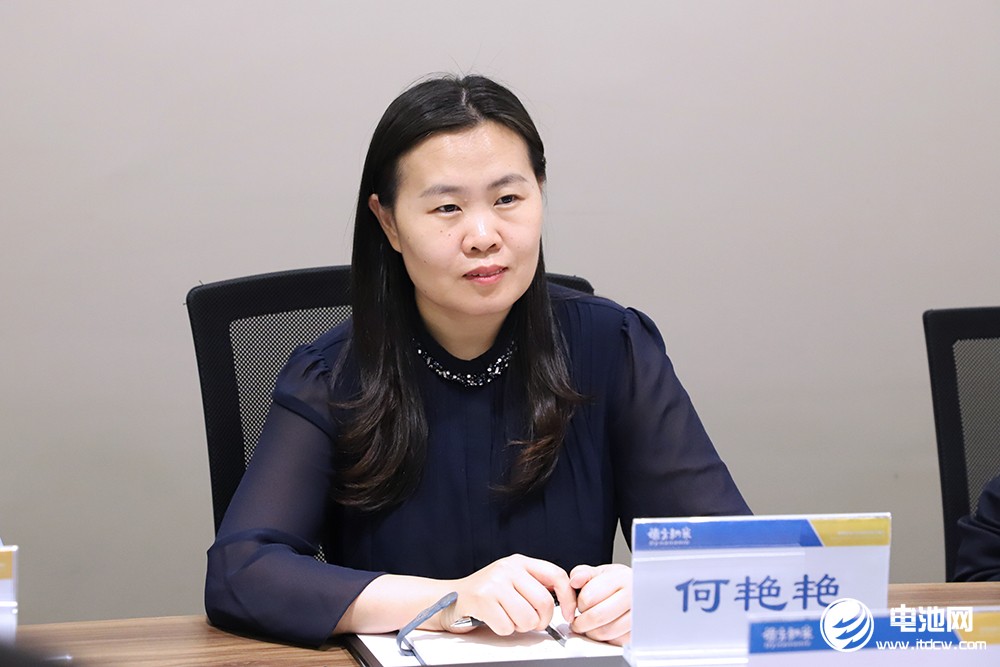 德方納米副總經(jīng)理/董事會(huì)秘書何艷艷