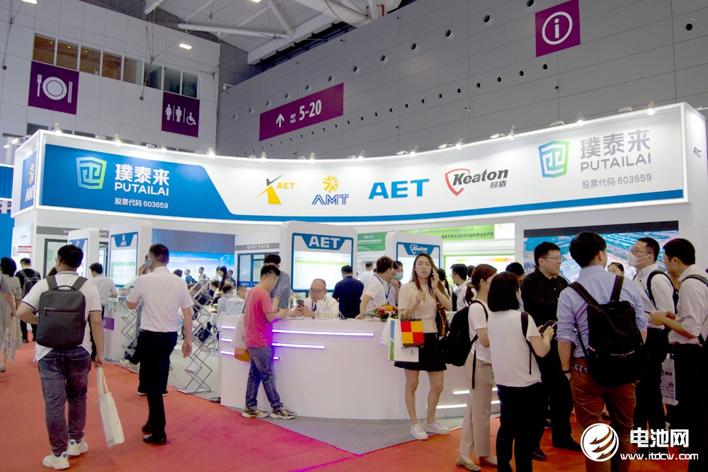 璞泰來：控股子公司嘉拓智能擬申請?jiān)谛氯鍜炫?></a></dt>

                <dd><a href="http://www.ai0394.cn/news/focus/062514Z0R025.html" target="_blank">璞泰來：控股子公司嘉拓智能擬申請?jiān)谛氯鍜?/a></dd>



              </dl>




            </div>

            <!-- /bd -->

          </div>



          <div   id="hzxitoiepu"   class="s-ad" style="">
            <!--<div   id="hzxitoiepu"   class="adico">-->

          </div><!-- 廣告位：電池網(wǎng)文章頁面4 -->

          <!--<script type="text/javascript">BAIDU_CLB_fillSlot("533185");</script></div>		-->

          <!--

<div   id="hzxitoiepu"   class="s-ad" style="">

<script type="text/javascript">BAIDU_CLB_fillSlot("532569");</script></div>

-->



          <div   id="hzxitoiepu"   class="essence-mod mod-side mar-b-30">

            <div   id="hzxitoiepu"   class="tabtitle">

              <ul id="test11_li_now_">

                <li id="hzxitoiepu"    class="now"><a>日閱讀榜</a></li>

                <li><a>周閱讀榜</a></li>

                <li><a>月閱讀榜</a></li>

              </ul>

            </div>

            <div   id="hzxitoiepu"   class="list13">

              <div   class="hzxitoiepu"   id="test11_1" class="tablist block">



                <div   id="hzxitoiepu"   class="mod-tab-panel current">

                  <ul class="ep-dotlist ep-list-rank">

                    <li><span id="hzxitoiepu"    class="num">1</span><span id="hzxitoiepu"    class="count">(06-24)</span><a href=