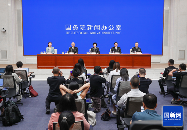 海關總署:進口礦產品、出口鋰電池通關時長壓縮80%以上