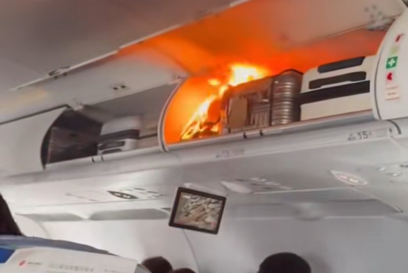 官方最新通報!一航班旅客手提行李中鋰電池自燃!