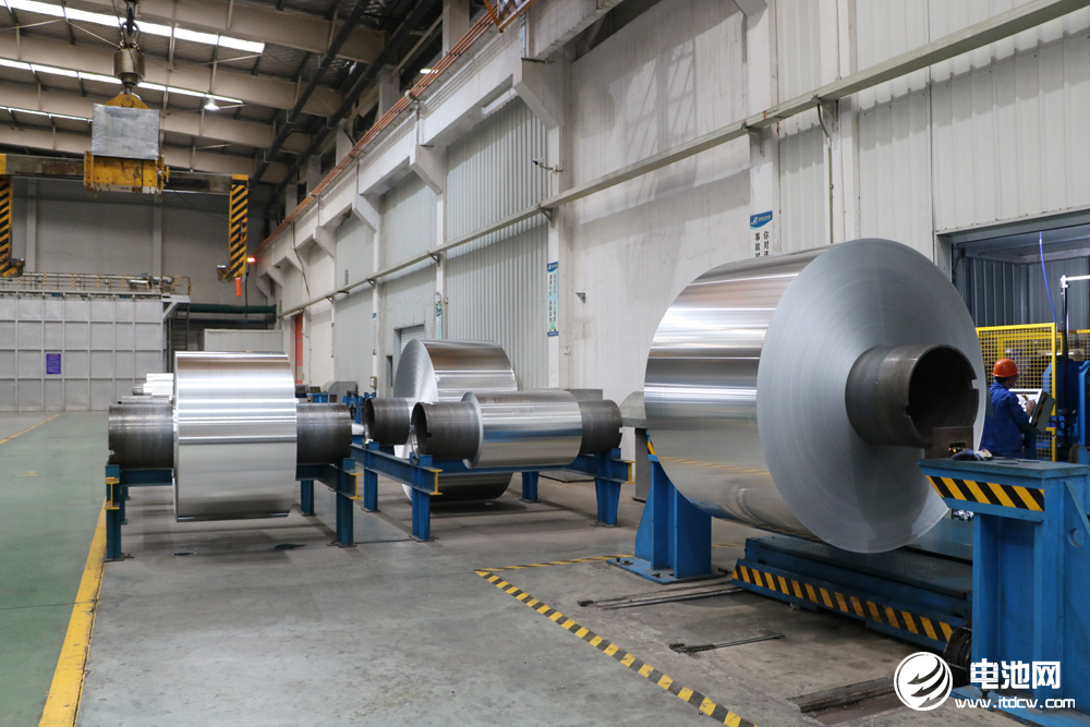 已投入6.9億元！又一上市公司鋰電領域項目延期